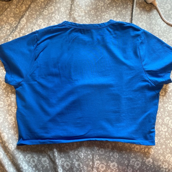Blue cotton-on crop top size L. - Picture 2 of 3